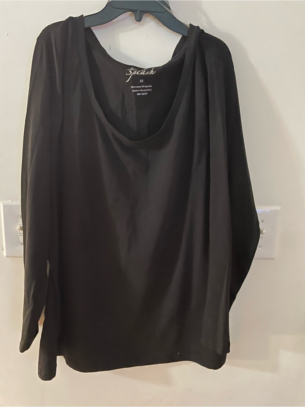 Splash Women's Black Draped Neck Long-Sleeve Top Size 3X